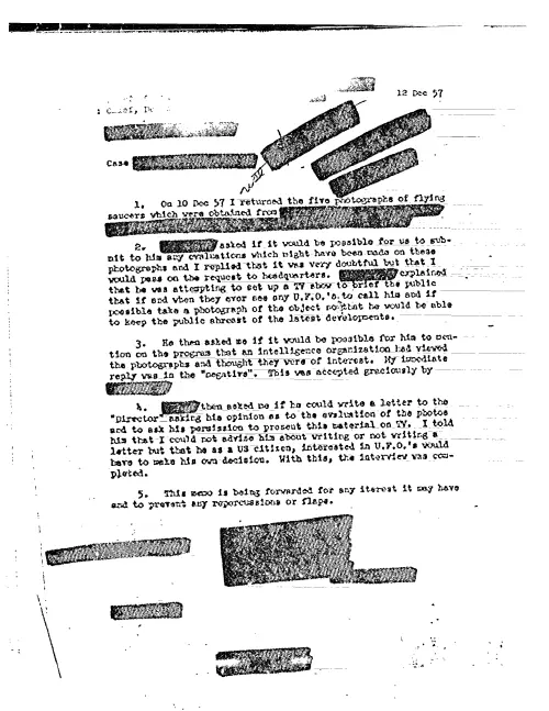 First page of CIAUFO - CASE (DELETED) (ON 10 DEC 57 FIVE PHOTOGRAPHS OF FLYING SAUCERS WERE RETURNED