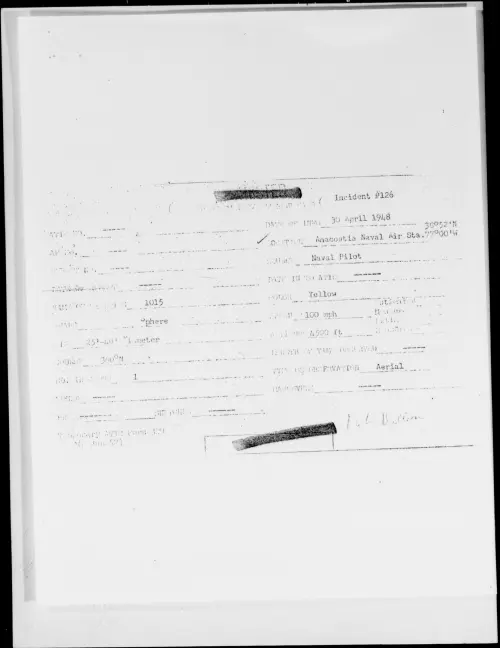 First page of Anacostia Naval Air Sta. 38 DEG 52'N 77 DEG 00'W, April 1948 - Incident Number: 126
